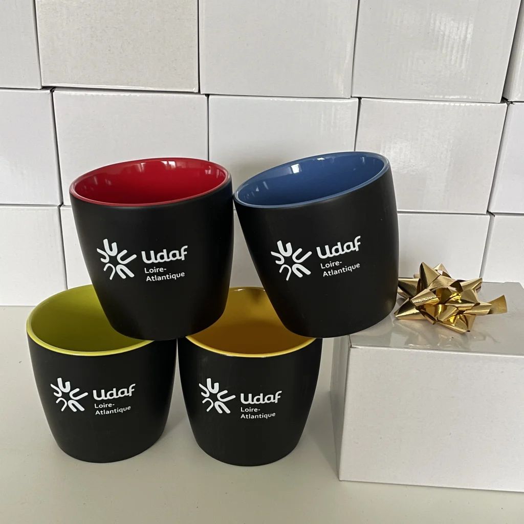 Tasses cadeaux de l'Udaf 44 pour la nouvelle année
